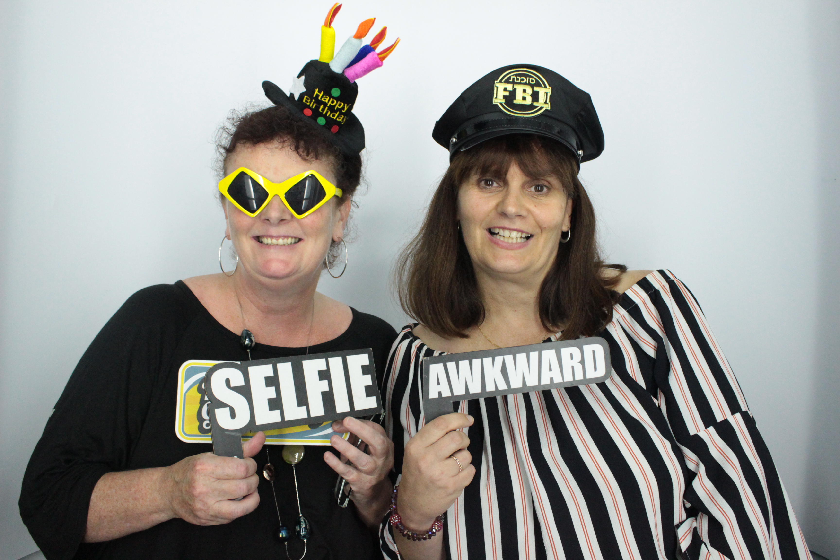 Martin & Colleen’s Joint 50th | View more photos from the event at gallery.myphotoboothexperience.co.uk/u/MyPhotoBoothExperienceLtd/Martin-Colleen’s-Joint-50th